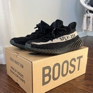 YEEZY Boost 350 Oreos V2